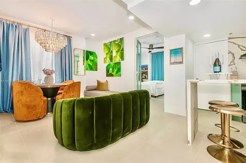 100 Collins Ave #212, Miami Beach, FL 33139