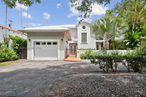 6935 Mindello St, Coral Gables, FL 33146