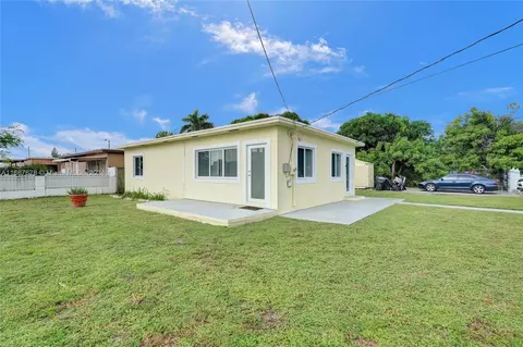 10420 NW 22nd Ave, Miami, FL 33147