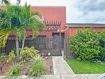 1660 Fairway Rd #1660, Pembroke Pines, FL 33026