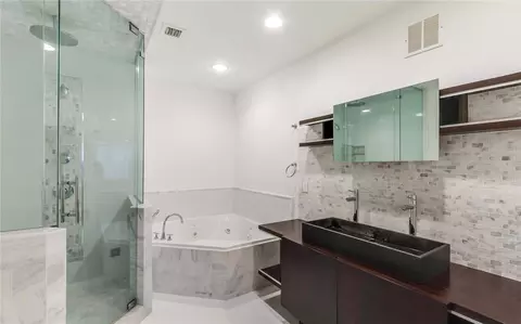 9747 NW 48th Ter #327, Doral, FL 33178