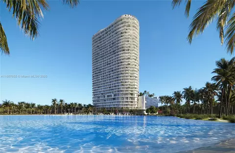 2411 Laguna Cir #705, North Miami, FL 33181