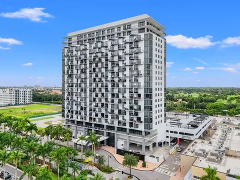 5252 NW 85th Ave #606, Doral, FL 33166