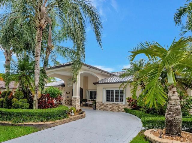 15430 SW 115th Ter, Miami, FL 33196 | MLS# A11668336 | 62 Photos - Movoto