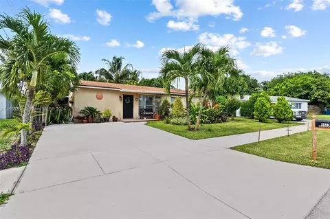 4421 SW 24th St, Fort Lauderdale, FL 33317