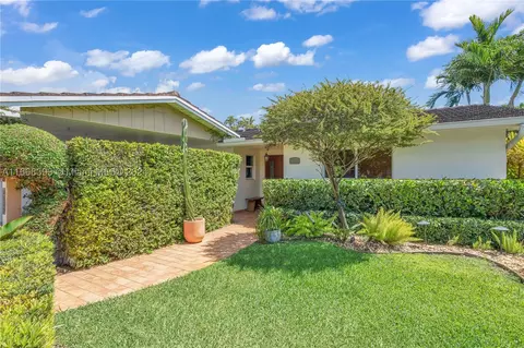 8535 SW 80th Pl, Miami, FL 33143