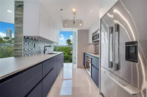 110 Washington Ave #2417, Miami Beach, FL 33139