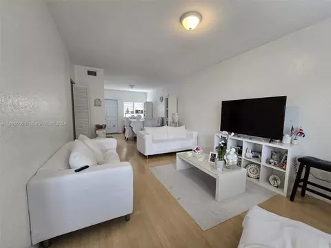 440 NW 84th St #440, Miami, FL 33150