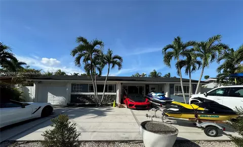 1785 W 76th St, Hialeah, FL 33014 photo 1