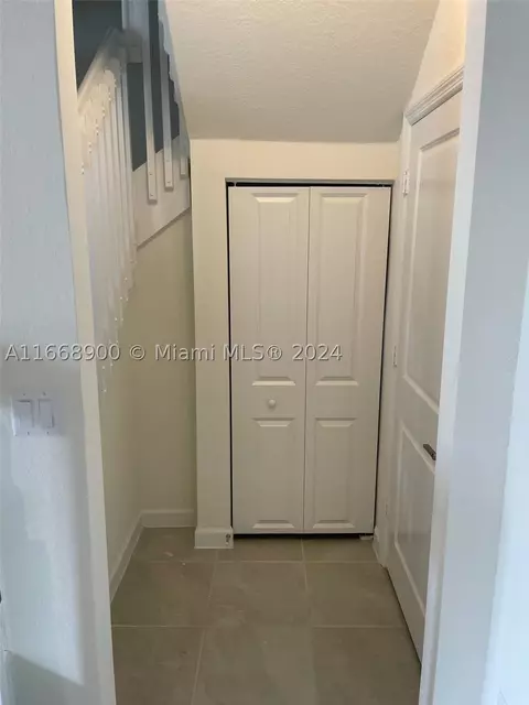 3415 W 112th Ter, Hialeah, FL 33018 photo 10