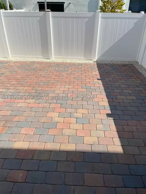 3415 W 112th Ter, Hialeah, FL 33018 photo 21
