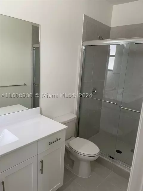 3415 W 112th Ter, Hialeah, FL 33018 photo 17