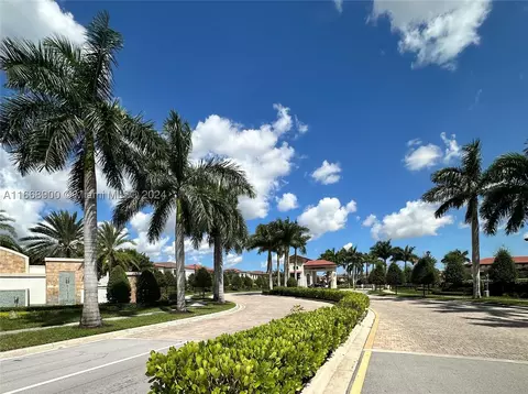 3415 W 112th Ter, Hialeah, FL 33018 photo 3