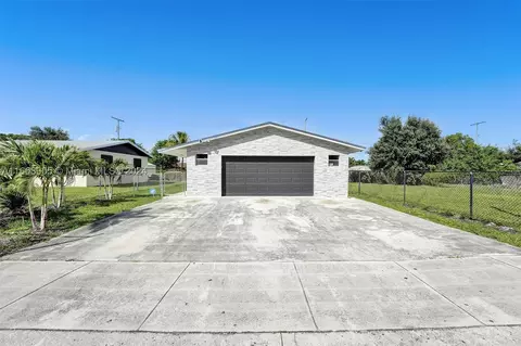 2641 NW 15th St, Fort Lauderdale, FL 33311