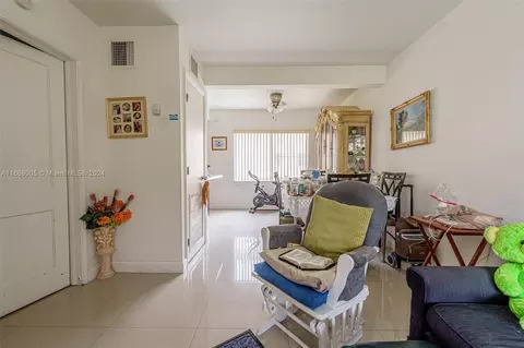 259 E 4th Ave #1, Hialeah, FL 33010 photo 8