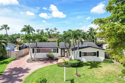 5930 SW 94th Ct, Miami, FL 33173