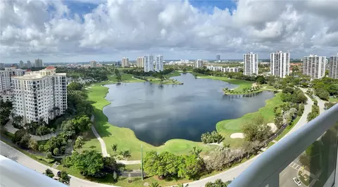 20185 E Country Club Dr #2105, Aventura, FL 33180