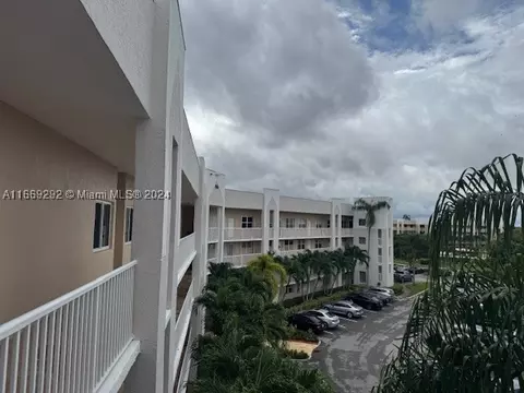 10133 NW 24th Pl #210, Sunrise, FL 33322