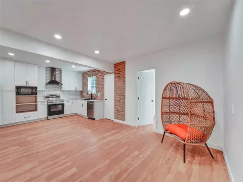 5727 SW 27th St, West Park, FL 33023
