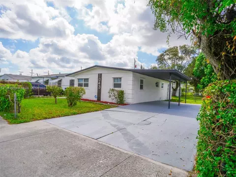 1043 W 26th St, Riviera Beach, FL 33404