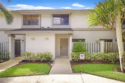 3365 S Carambola Cir S #2427, Coconut Creek, FL 33066