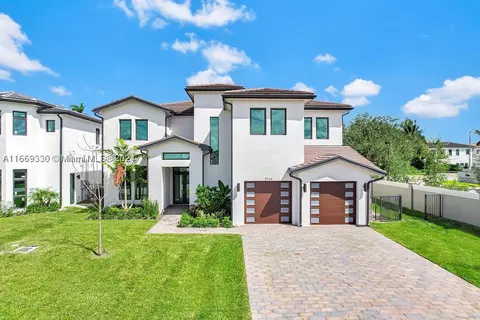 5744 Ashwood Cir, Fort Lauderdale, FL 33312