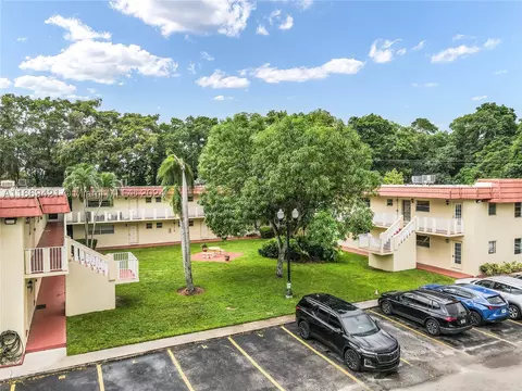 14901 SW 4th St #13A, Pembroke Pines, FL 33027
