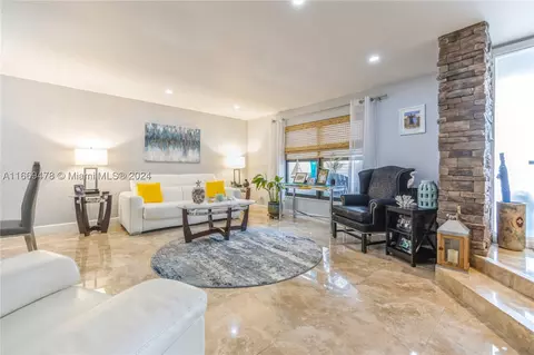 Undisclosed, Pembroke Pines, FL 33026
