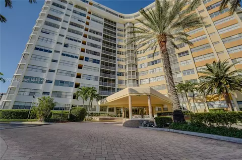 100 Golden Isle #1108, Hallandale Beach, FL 33009