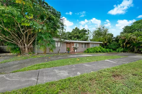 8430 SW 20th Ter, Miami, FL 33155
