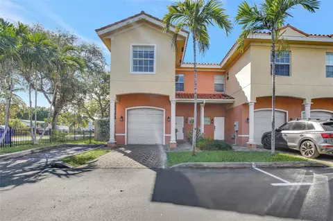2307 Washington St #1, Hollywood, FL 33020