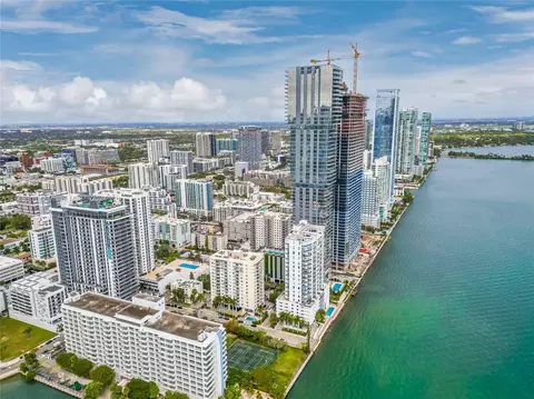 601 NE 23rd St #1106, Miami, FL 33137