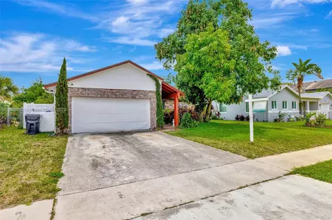 1905 SW 87th Ave, North Lauderdale, FL 33068