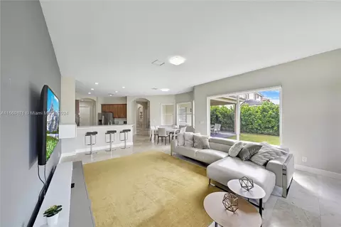 Living - 3917 E Hibiscus St, Weston, FL 33332 photo 6 of 7