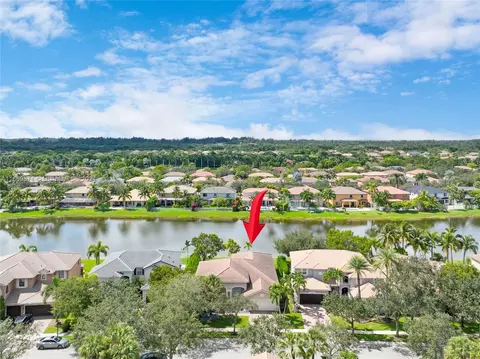 View/Area - 3917 E Hibiscus St, Weston, FL 33332 photo 2 of 8