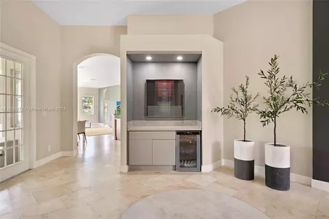 Entry Way - 3917 E Hibiscus St, Weston, FL 33332 photo 2 of 3