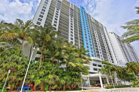1800 Sunset Harbour Dr #1805, Miami Beach, FL 33139