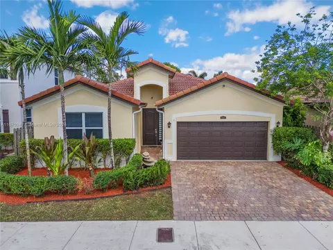 12101 SW 253rd St, Homestead, FL 33032