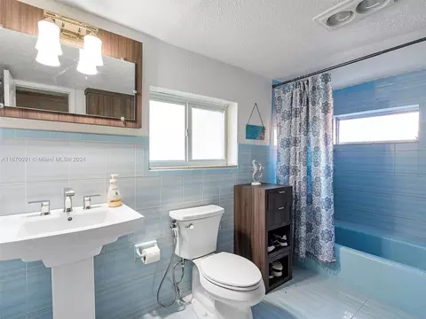 100 W 64th Ter, Hialeah, FL 33012 photo 24