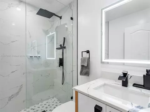 100 W 64th Ter, Hialeah, FL 33012 photo 30