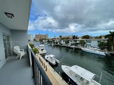 3642 NE 171st St #301, North Miami Beach, FL 33160