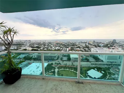 View/Area - 650 West Ave #2804, Miami Beach, FL 33139 photo 1 of 4