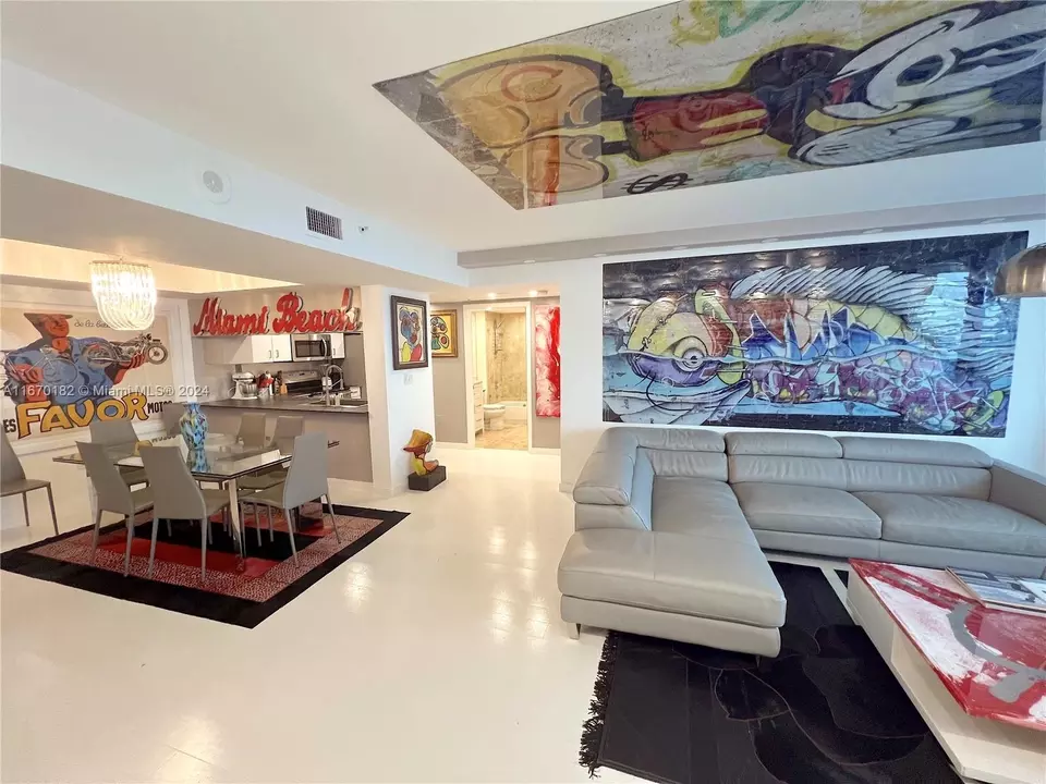 Living - 650 West Ave #2804, Miami Beach, FL 33139 photo 2 of 5