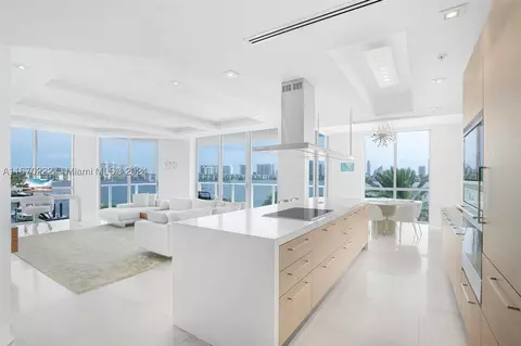 17111 Biscayne Blvd #309, North Miami Beach, FL 33160