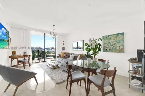 888 S Douglas Rd #1212, Coral Gables, FL 33134
