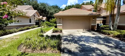 17575 Fairmeadow Dr #17575, Tampa, FL 33647