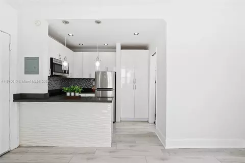 119 Menores Ave #11, Coral Gables, FL 33134