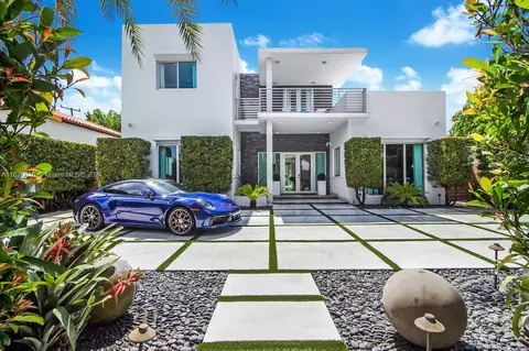 2382 Alton Rd, Miami Beach, FL 33140