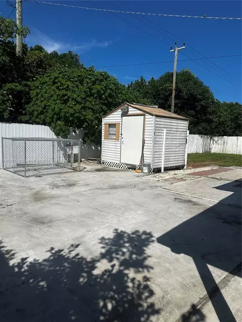 613 E 33rd St, Hialeah, FL 33013 photo 27
