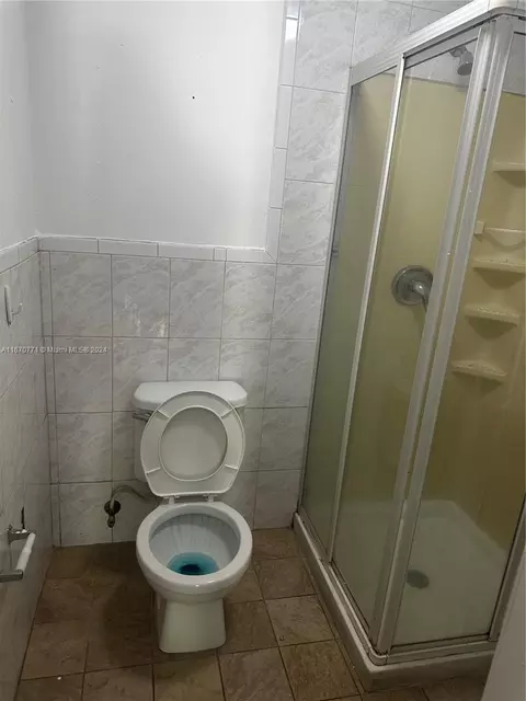 613 E 33rd St, Hialeah, FL 33013 photo 24